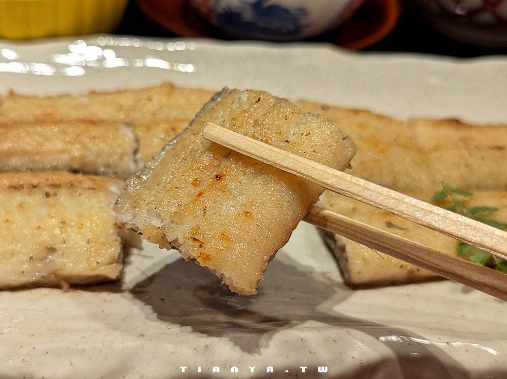 【日本美食】炭燒鰻魚富士．名古屋駅太閤口店｜米其林必比登推薦炭火醬燒鰻魚，名古屋道地鰻魚飯三吃人氣名店