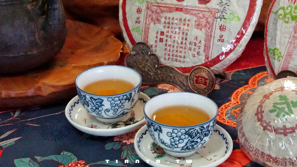 四季茶莊｜猶如普洱茶博物館的古厝茶行，在地經營30年，百年古樹普洱茶專家