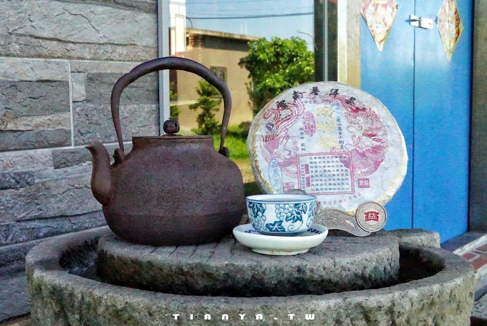 【新北名產】四季茶莊｜猶如普洱茶博物館的古厝茶行，在地經營30年，百年古樹普洱茶專賣店