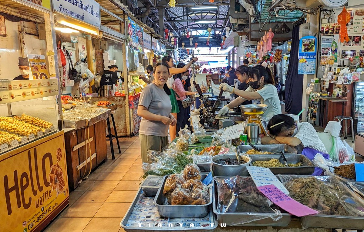 【泰國購物】瓦洛洛市場｜清邁唐人街充滿在地生活氣息的人氣市集，特色果乾、乾貨、香料、伴手禮一站買齊