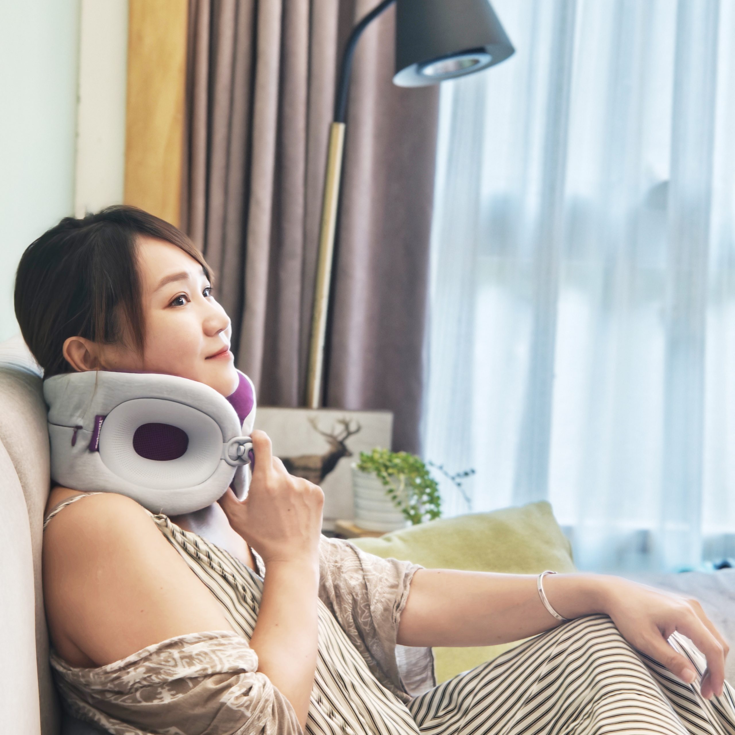 Cabeau 旅行頸枕「  TNE S3」&「Evolution X」大評比，搭飛機、火車、高鐵、長途旅行必備好物