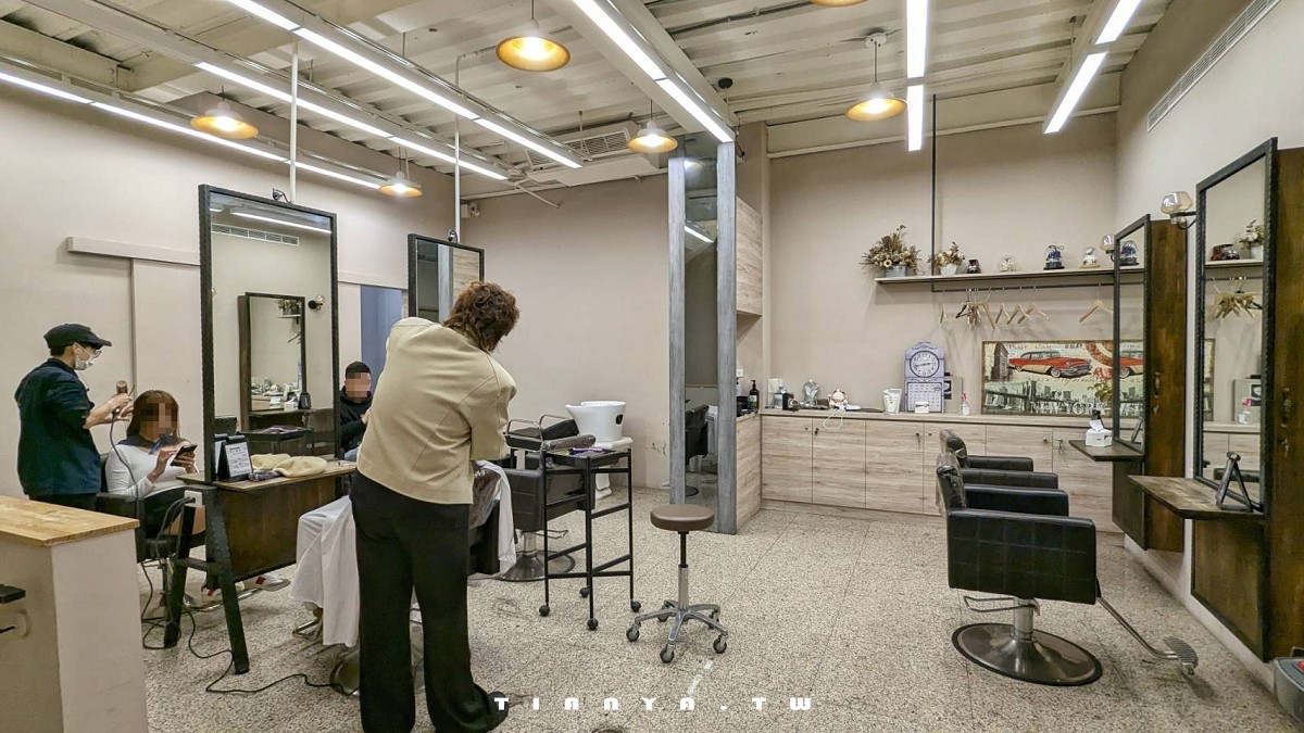 【TiAM Hair 中壢延平店】強大的韓風修容剪髮術直接減齡10歲，搭配2025年度代表色「摩卡慕斯」髮色，打造溫柔系質感髮型