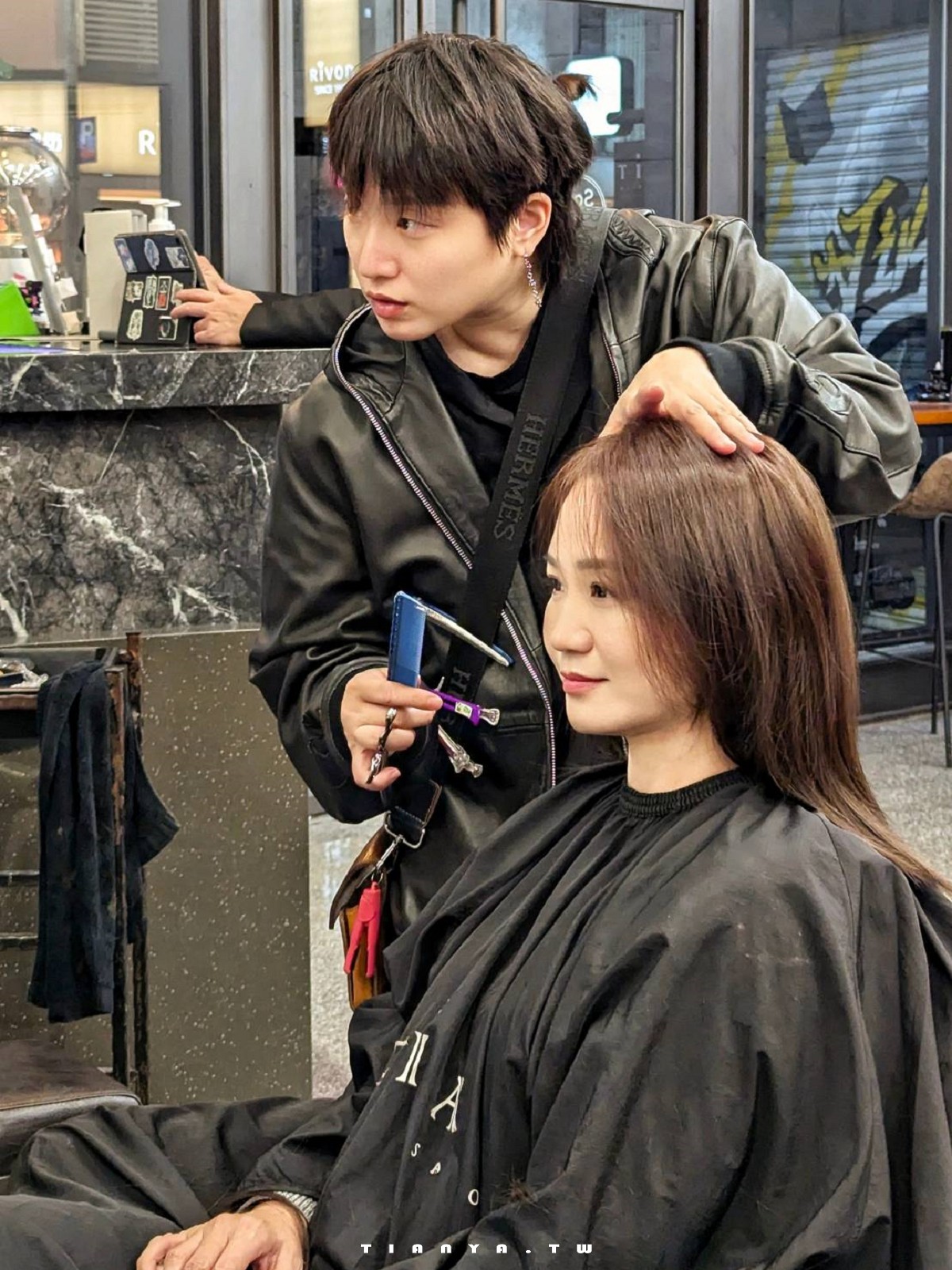 【TiAM Hair 中壢延平店】強大的韓風修容剪髮術直接減齡10歲，搭配2025年度代表色「摩卡慕斯」髮色，打造溫柔系質感髮型