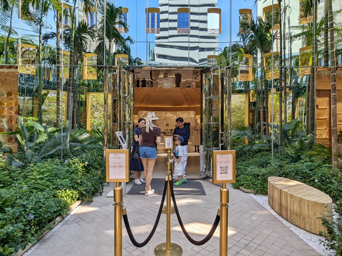 開箱金碧輝煌 Dior Gold House 中最耀眼的 Café DIOR 迪奧咖啡館，在陽光滿溢的奢華玻璃屋中享受米其林三星級甜點