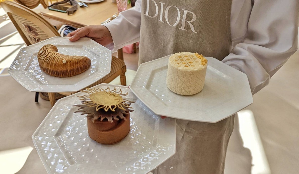 開箱金碧輝煌 Dior Gold House 中最耀眼的 Café DIOR 迪奧咖啡館，在陽光滿溢的奢華玻璃屋中享受米其林三星級甜點