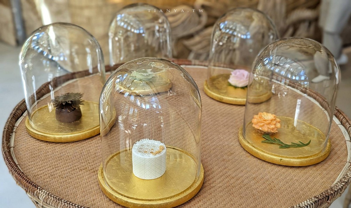 開箱金碧輝煌 Dior Gold House 中最耀眼的 Café DIOR 迪奧咖啡館，在陽光滿溢的奢華玻璃屋中享受米其林三星級甜點