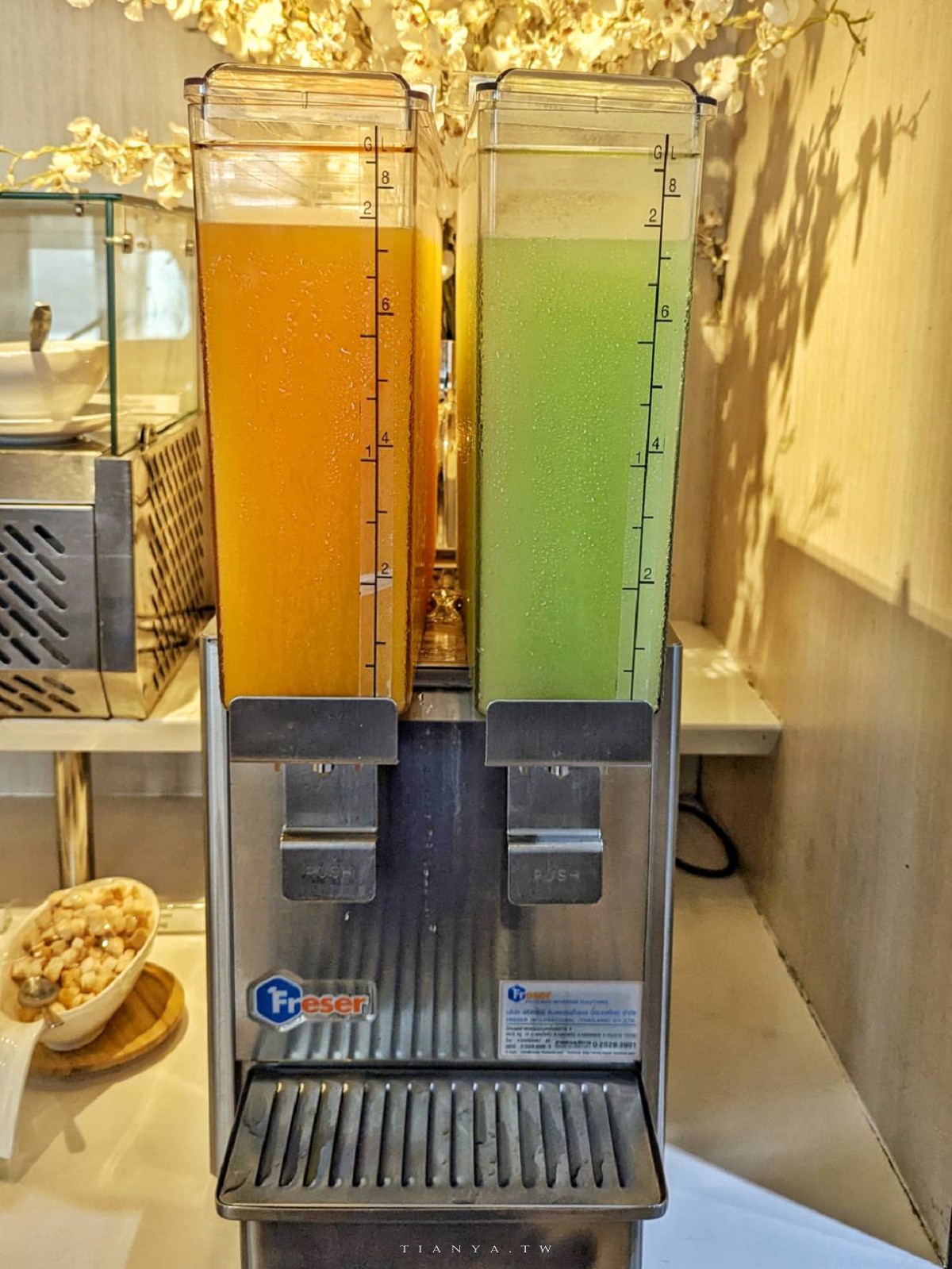 開箱曼谷 Miracle Lounge 機場貴賓室，持JCB信用卡、新貴通PP卡、龍騰卡可免費入場享用休憩空間和餐食