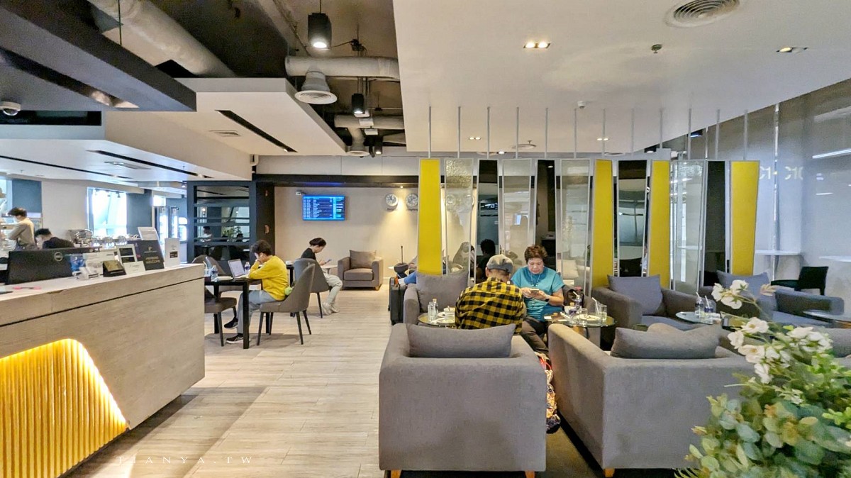 開箱曼谷 Miracle Lounge 機場貴賓室，持JCB信用卡、新貴通PP卡、龍騰卡可免費入場享用休憩空間和餐食