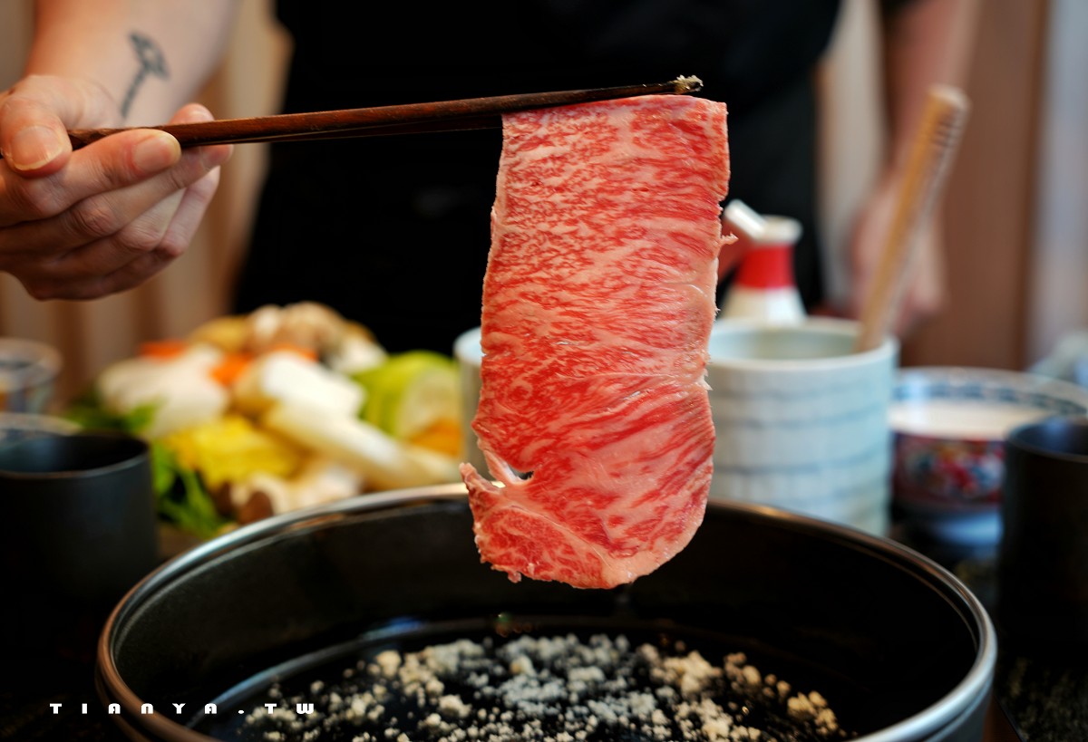 【橋山壽喜燒】傳承東京百年老店米其林等級頂級火鍋，壽喜燒界的愛馬仕，專人桌邊服務正宗關西流A5和牛壽喜燒