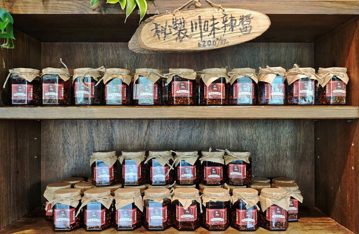 【松湖驛站】台九線秘境！烤雞餐廳後院竟然隱藏絕美落羽松水漾森林