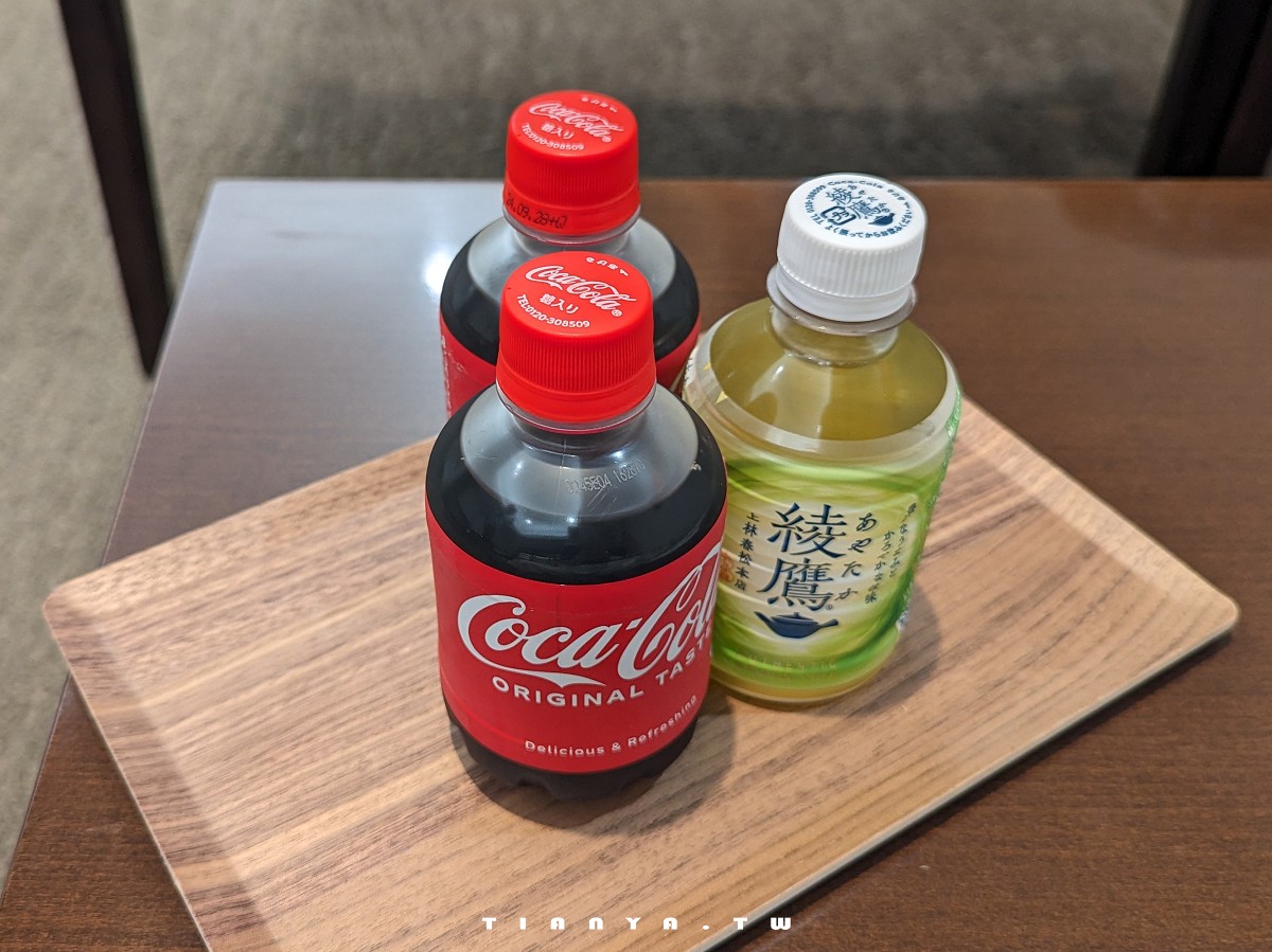 大阪環球影城 JCB 貴賓室開箱！卡友獨享免費休息室、免費飲品，還能快速通關搭乘「飛天翼龍」