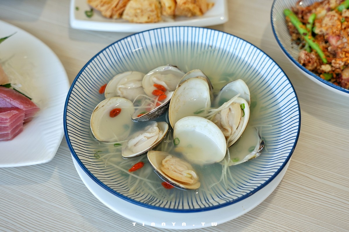 【鮮滿樓海鮮料理】萬里野柳尚青海產，漁船直上餐桌，高檔海鮮平價消費