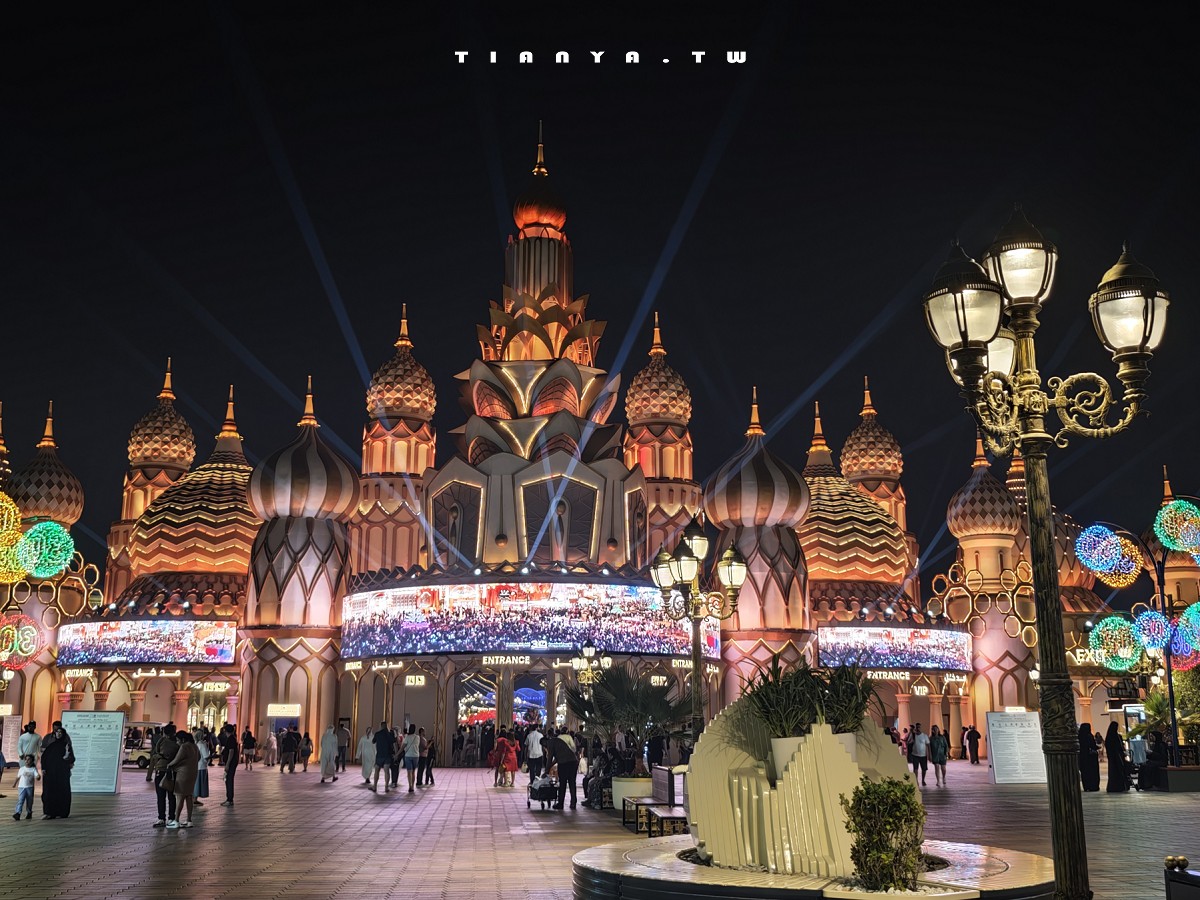 【杜拜地球村】冬季限定主題夜市，集結美食、購物、表演、遊樂設施，用一張門票環遊世界