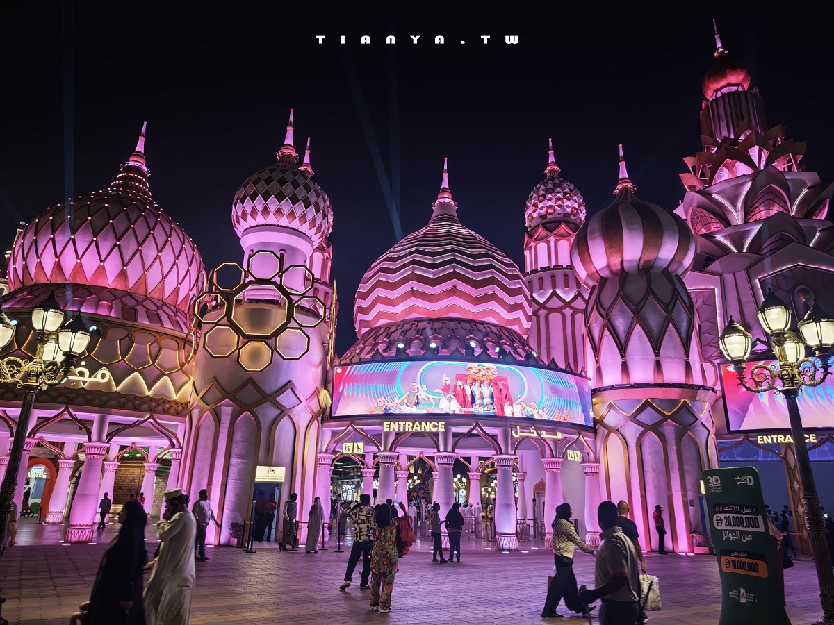 【杜拜地球村】冬季限定主題夜市，集結美食、購物、表演、遊樂設施，用一張門票環遊世界