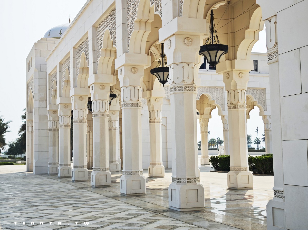 【阿布達比總統府】雄偉壯觀的國家宮殿，阿聯酋文化與政治地標，參觀資訊、必看重點總整理