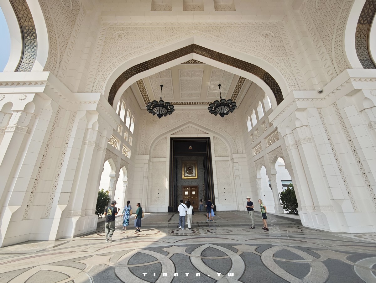【阿布達比總統府】雄偉壯觀的國家宮殿，阿聯酋文化與政治地標，參觀資訊、必看重點總整理