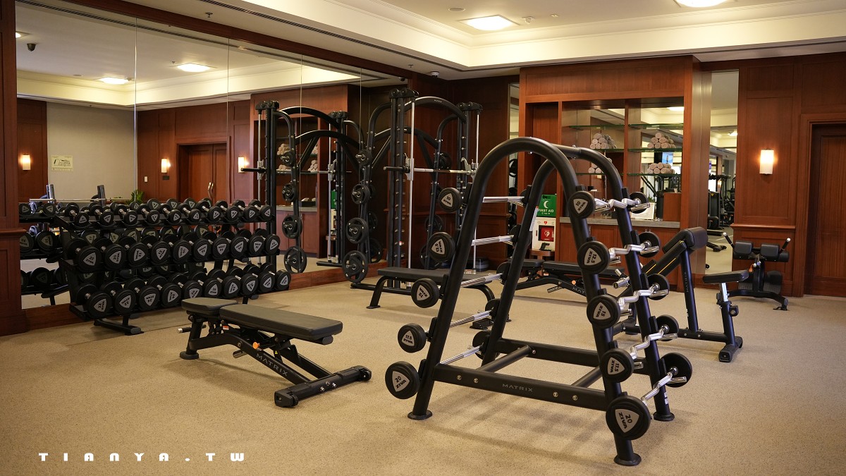 【阿布達比大運河麗思卡爾頓酒店】私人海灘、戶外泳池、海景陽台房、獨棟花園villa，近距離飽覽謝赫扎耶德大清真寺壯麗全景