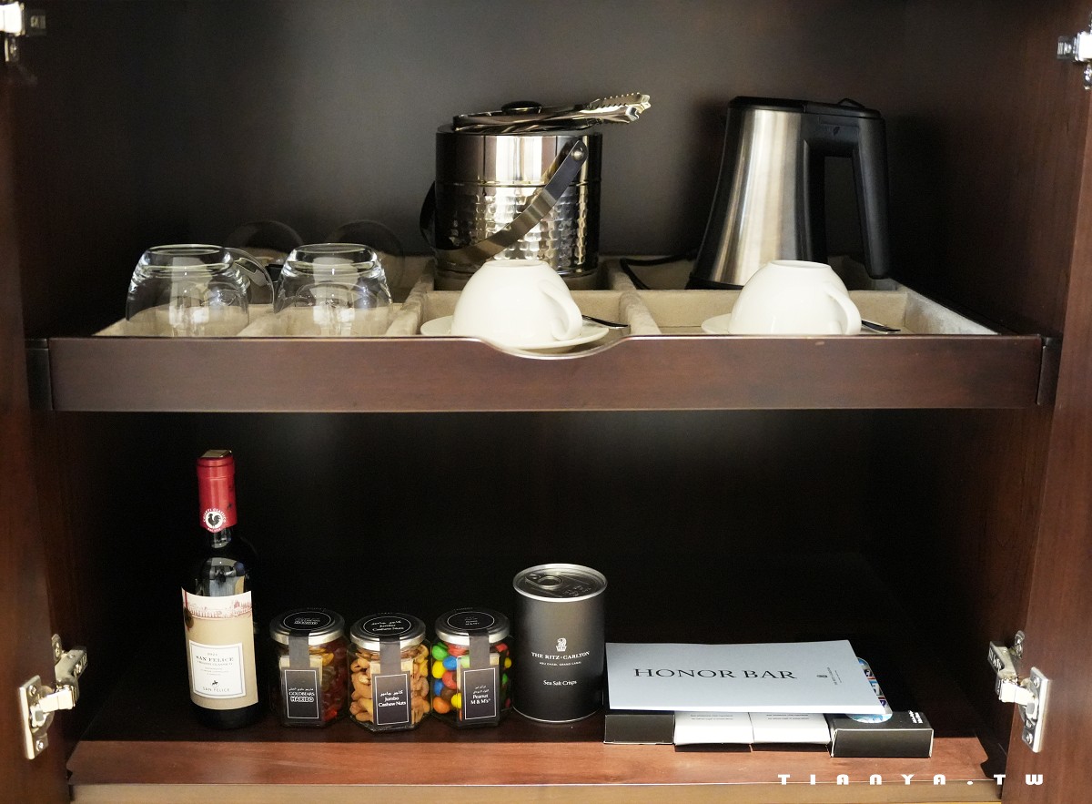 【阿布達比大運河麗思卡爾頓酒店】私人海灘、戶外泳池、海景陽台房、獨棟花園villa,近距離飽覽謝赫扎耶德大清真寺壯麗全景 【阿布達比大運河麗思卡爾頓酒店】私人海灘、戶外泳池、海景陽台房、獨棟花園villa,近距離飽覽謝赫扎耶德大清真寺壯麗全景