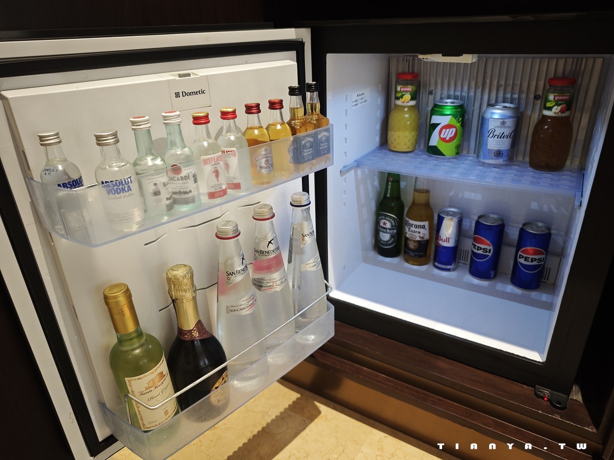 【阿布達比大運河麗思卡爾頓酒店】私人海灘、戶外泳池、海景陽台房、獨棟花園villa,近距離飽覽謝赫扎耶德大清真寺壯麗全景 【阿布達比大運河麗思卡爾頓酒店】私人海灘、戶外泳池、海景陽台房、獨棟花園villa,近距離飽覽謝赫扎耶德大清真寺壯麗全景