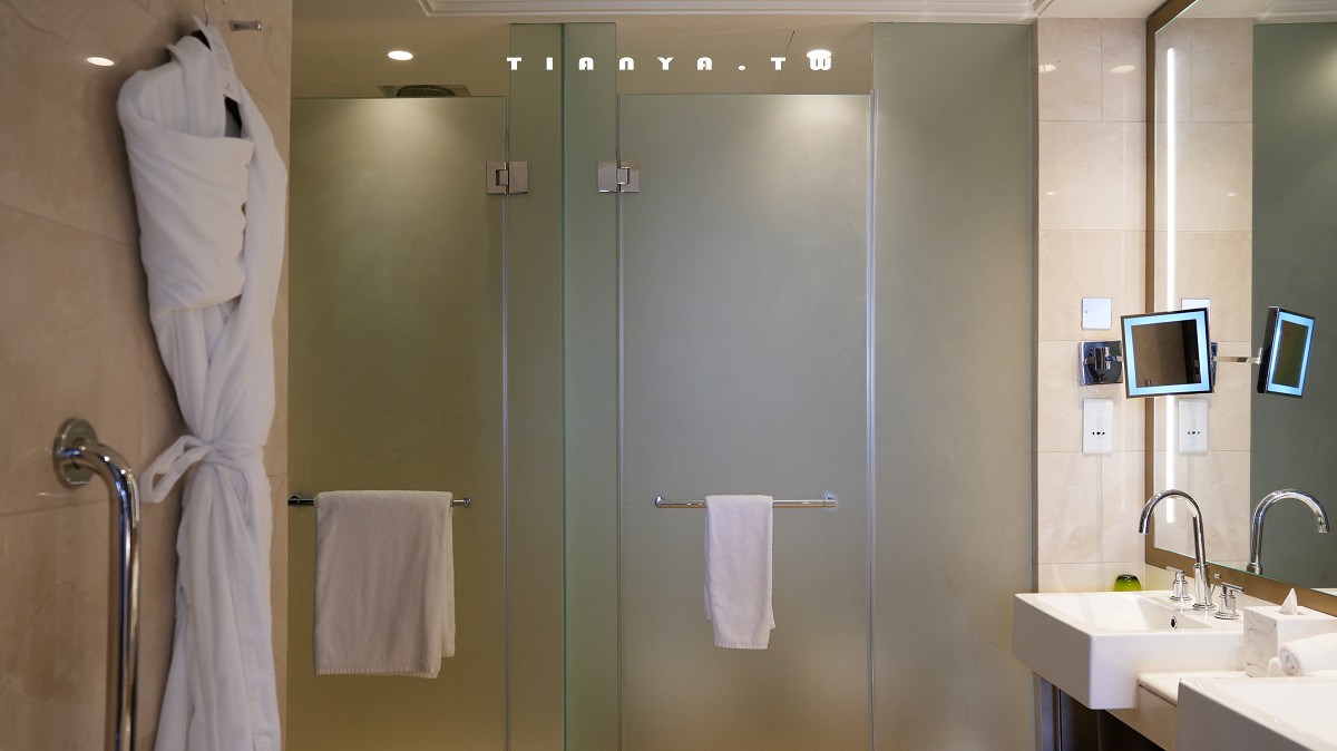 【阿布達比大運河麗思卡爾頓酒店】私人海灘、戶外泳池、海景陽台房、獨棟花園villa,近距離飽覽謝赫扎耶德大清真寺壯麗全景 【阿布達比大運河麗思卡爾頓酒店】私人海灘、戶外泳池、海景陽台房、獨棟花園villa,近距離飽覽謝赫扎耶德大清真寺壯麗全景