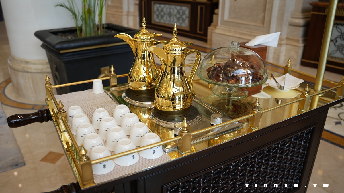 【阿布達比大運河麗思卡爾頓酒店】私人海灘、戶外泳池、海景陽台房、獨棟花園villa，近距離飽覽謝赫扎耶德大清真寺壯麗全景