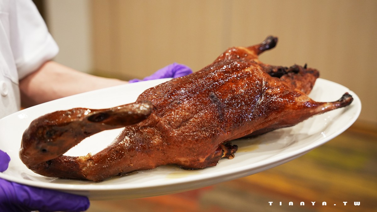 【馥御花園酒店.御上園】彰化烤鴨推薦!一鴨三吃10道桌菜人均700元起,高CP值聚餐選擇 【馥御花園酒店.御上園】彰化烤鴨推薦!一鴨三吃10道桌菜人均700元起,高CP值聚餐選擇