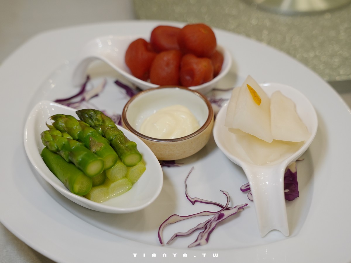 【馥御花園酒店.御上園】彰化烤鴨推薦!一鴨三吃10道桌菜人均700元起,高CP值聚餐選擇 【馥御花園酒店.御上園】彰化烤鴨推薦!一鴨三吃10道桌菜人均700元起,高CP值聚餐選擇