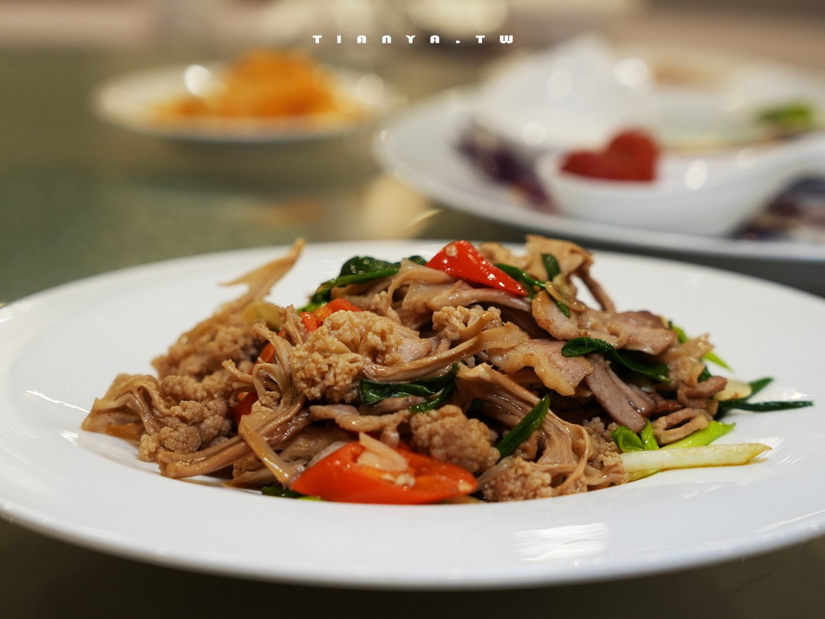 【馥御花園酒店.御上園】彰化烤鴨推薦!一鴨三吃10道桌菜人均700元起,高CP值聚餐選擇 【馥御花園酒店.御上園】彰化烤鴨推薦!一鴨三吃10道桌菜人均700元起,高CP值聚餐選擇