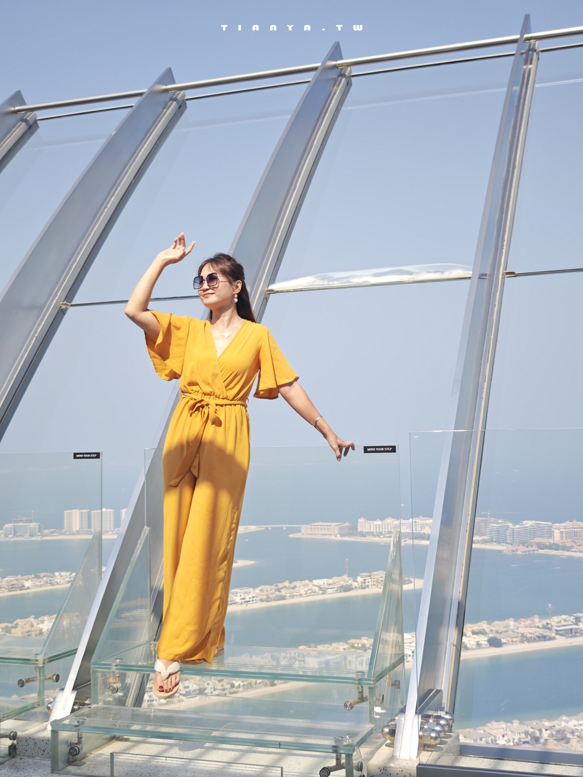 【棕櫚塔觀景台】360度環景高空眺望朱美拉棕櫚島無敵景觀，帆船酒店、波斯灣海景盡收眼底