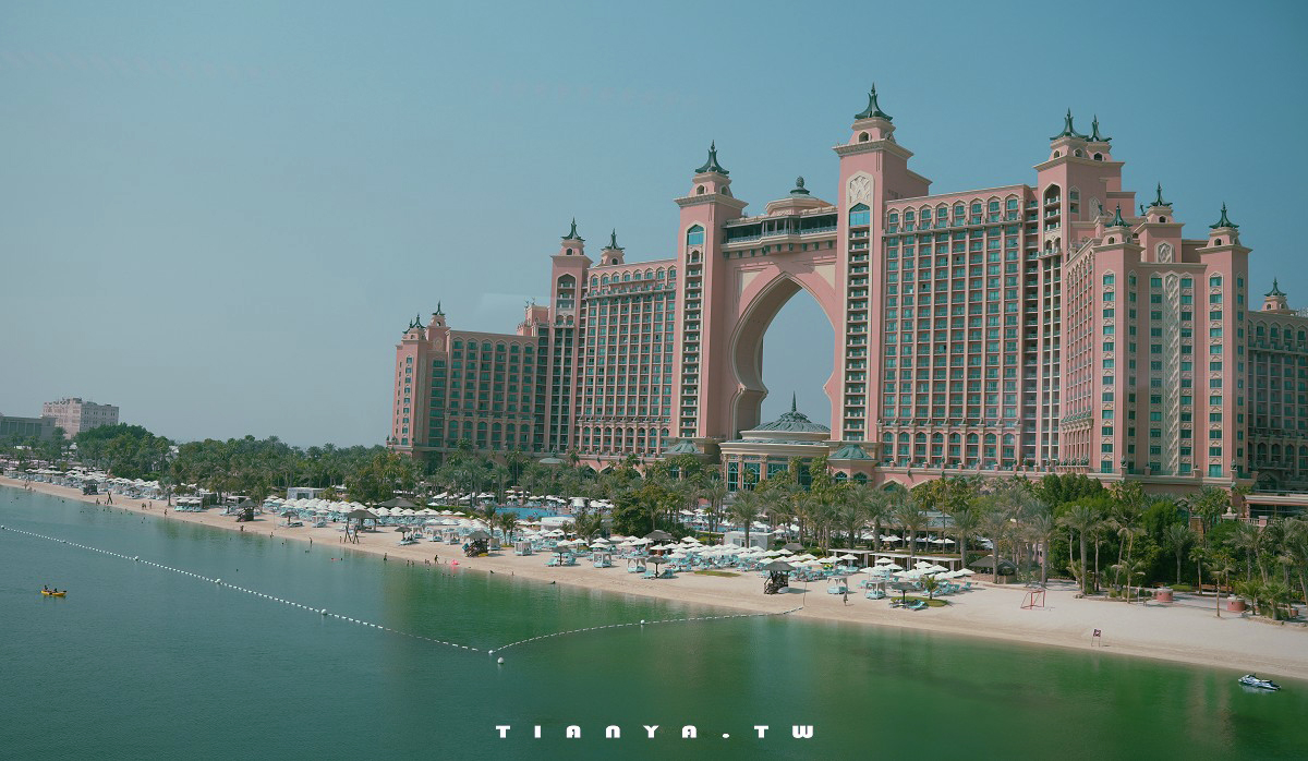 【棕櫚塔觀景台】360度環景高空眺望朱美拉棕櫚島無敵景觀，帆船酒店、波斯灣海景盡收眼底