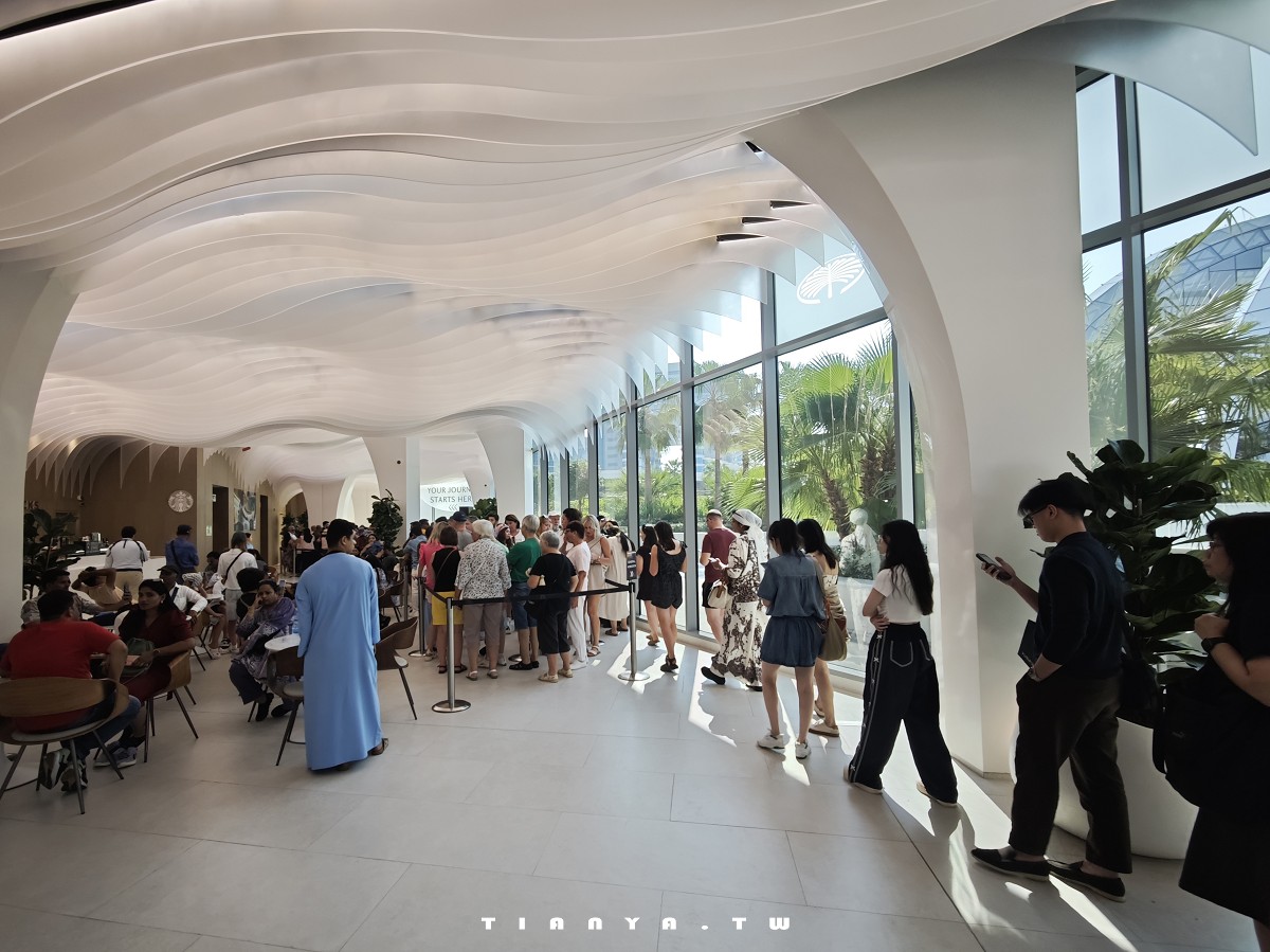 【棕櫚塔觀景台】360度環景高空眺望朱美拉棕櫚島無敵景觀，帆船酒店、波斯灣海景盡收眼底