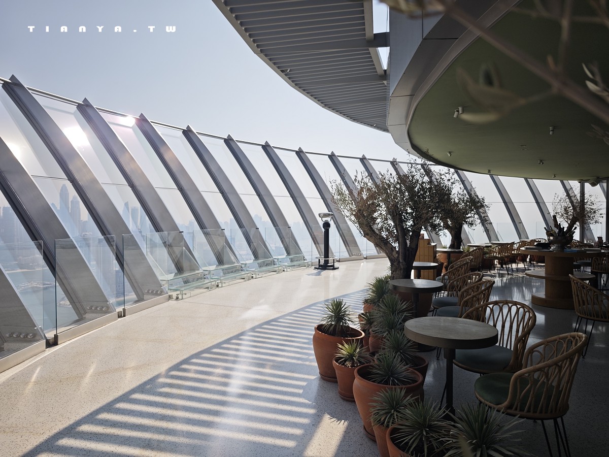 【棕櫚塔觀景台】360度環景高空眺望朱美拉棕櫚島無敵景觀，帆船酒店、波斯灣海景盡收眼底