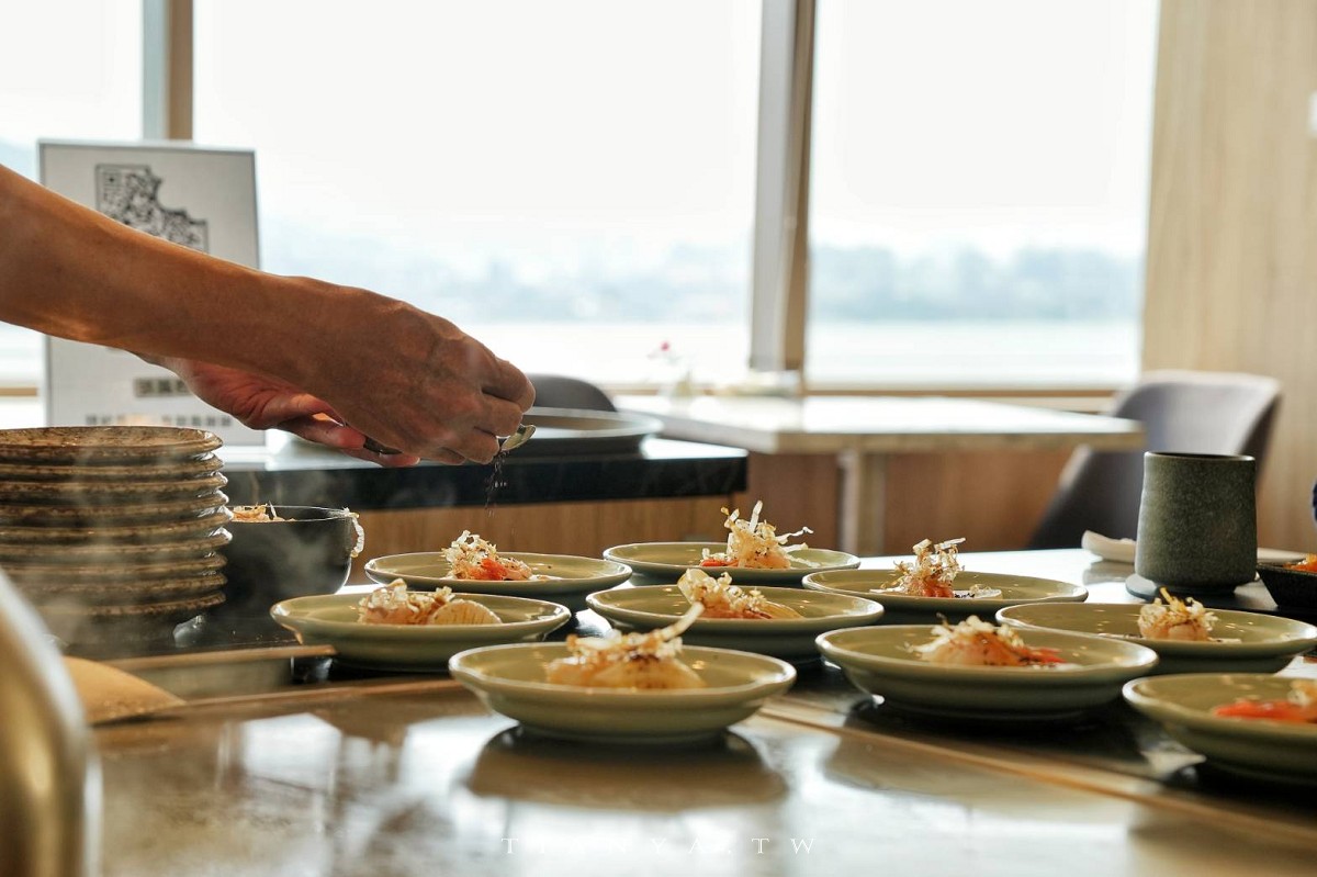 【明水然.樂 淡水店】河景第一排無菜單鐵板燒,活龍蝦、活鮑魚、日本A5和牛14道精緻料理$1600元起,慶生、約會首選 【明水然.樂 淡水店】河景第一排無菜單鐵板燒,活龍蝦、活鮑魚、日本A5和牛14道精緻料理$1600元起,慶生、約會首選