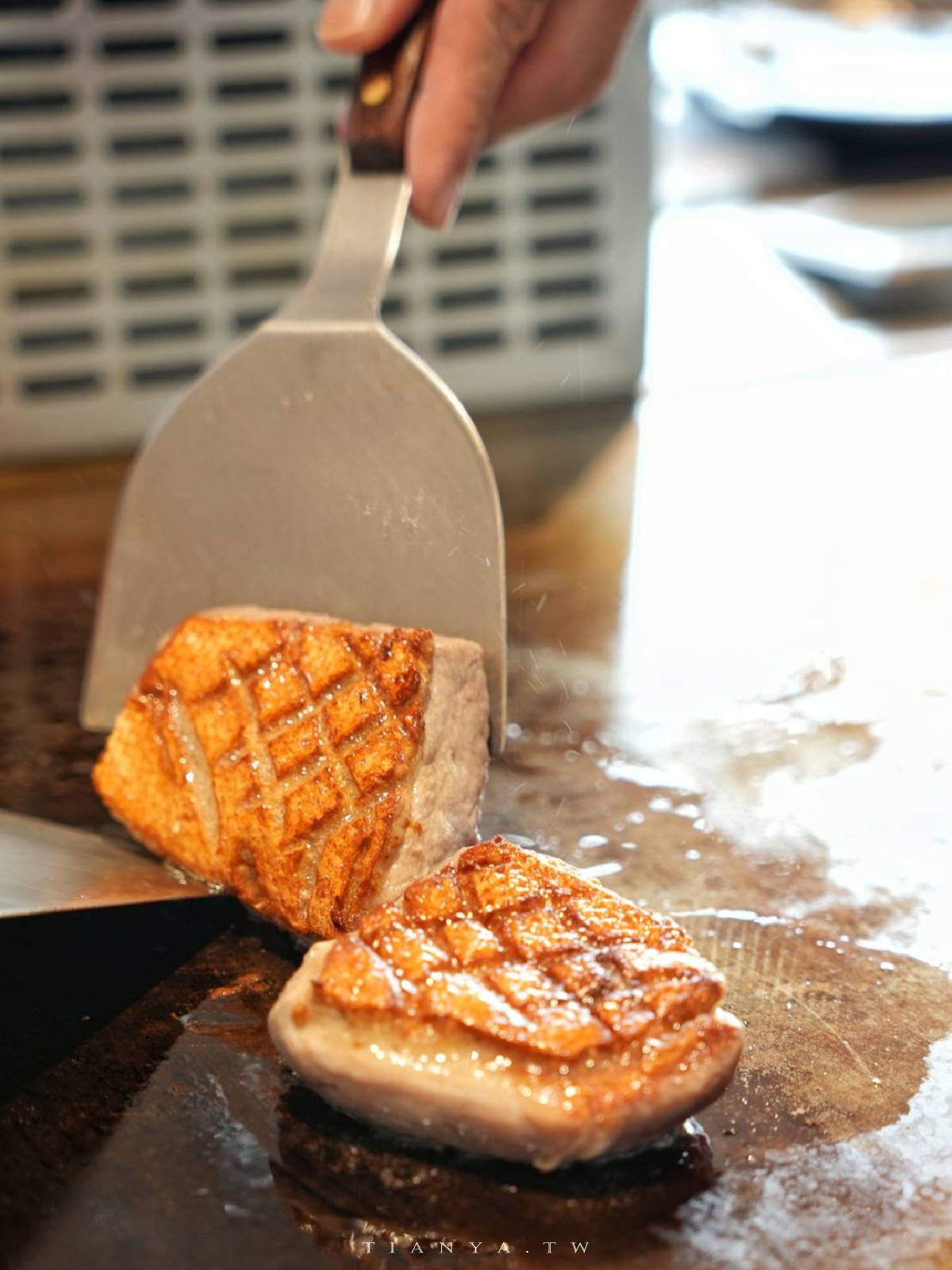 【明水然.樂 淡水店】河景第一排無菜單鐵板燒,活龍蝦、活鮑魚、日本A5和牛14道精緻料理$1600元起,慶生、約會首選 【明水然.樂 淡水店】河景第一排無菜單鐵板燒,活龍蝦、活鮑魚、日本A5和牛14道精緻料理$1600元起,慶生、約會首選