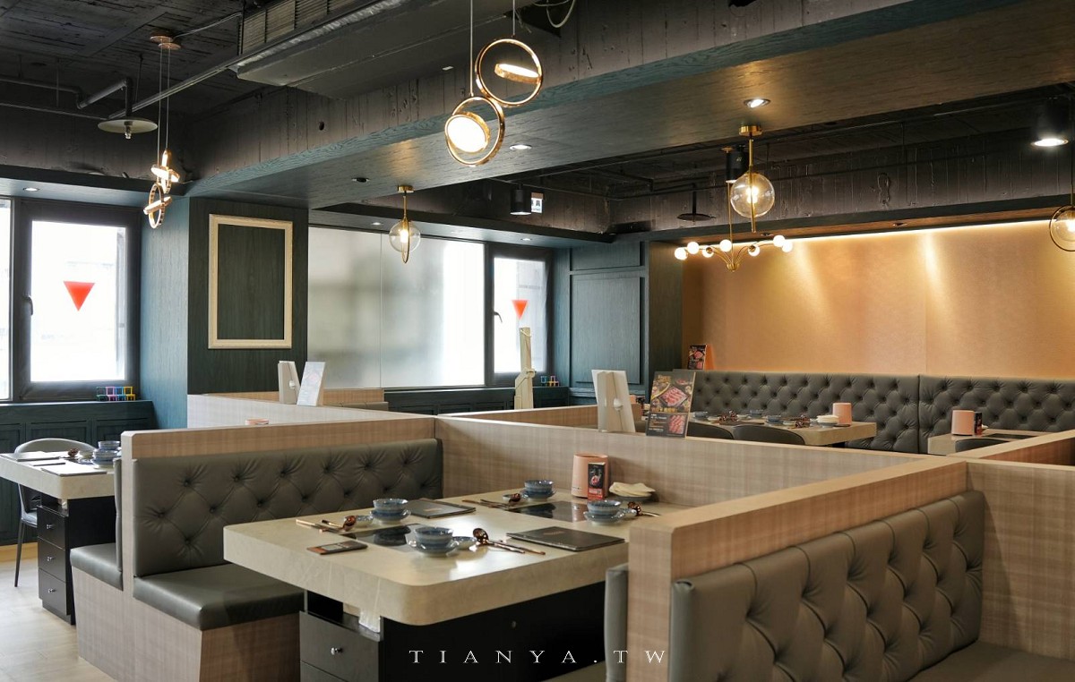 【新肉多多台北忠孝店】東區平日不限時高檔火鍋,專人剝蝦服務,累積消費點數兌換日本A5和牛 【新肉多多台北忠孝店】東區平日不限時高檔火鍋,專人剝蝦服務,累積消費點數兌換日本A5和牛