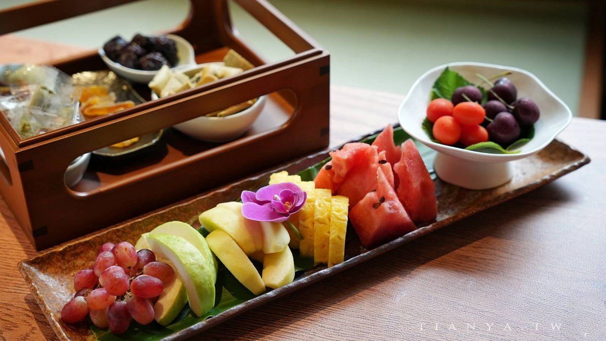 平溪景點推薦【一見菁桐】百年古蹟老宅，體驗古蹟導覽、無菜單料理、茶席與花藝手作