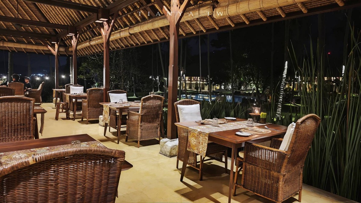 【Alila Manggis 曼格斯阿麗拉酒店】東峇里島秘境海景渡假村，全海景客房、椰林泳池、海濱SPA、日出瑜珈