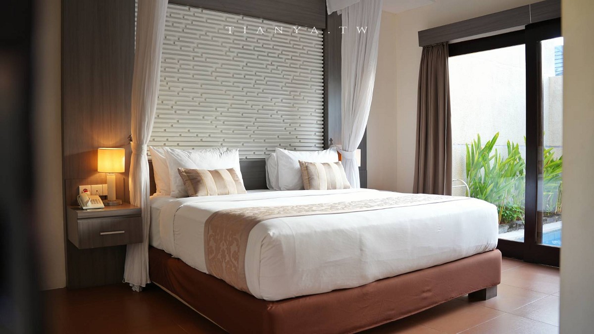 【Luxotic Private Villa & Resort】峇里島私人泳池 Villa 推薦，一泊二食、漂浮早餐、SPA完整開箱