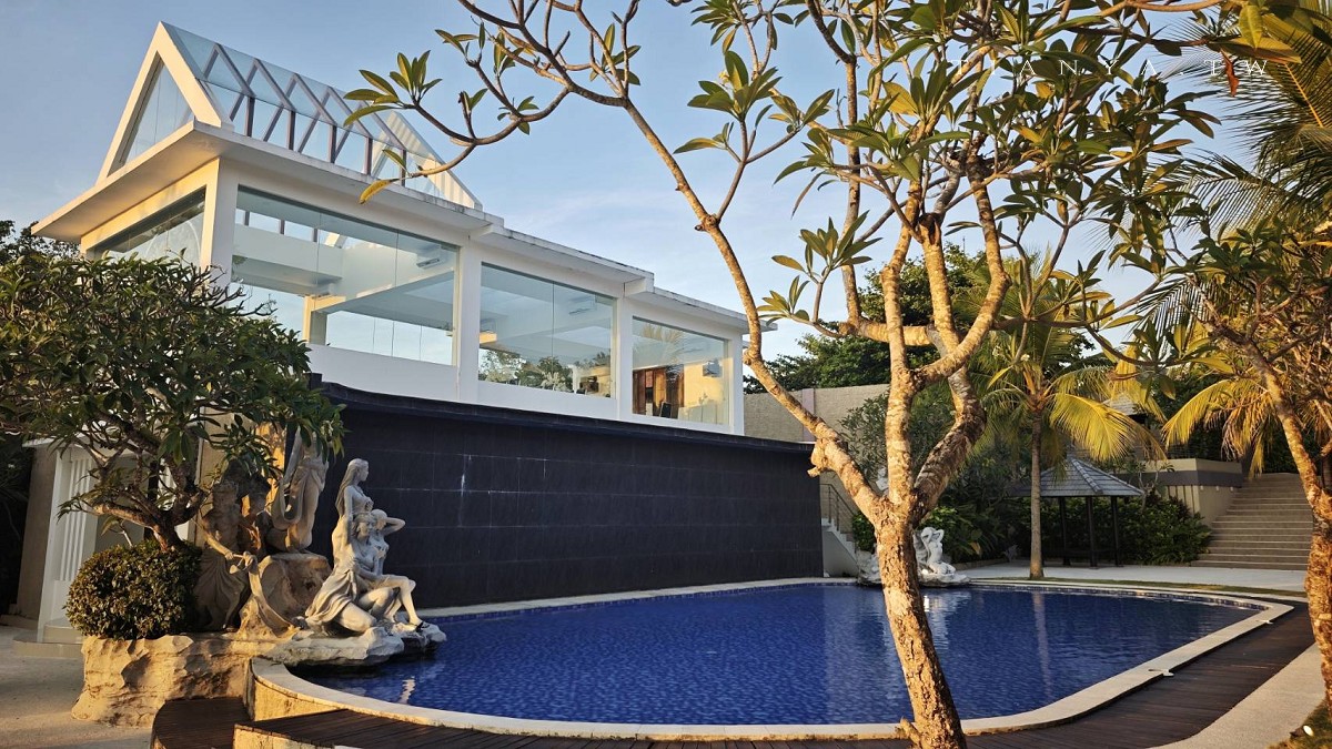 【Luxotic Private Villa & Resort】峇里島私人泳池 Villa 推薦，一泊二食、漂浮早餐、SPA完整開箱