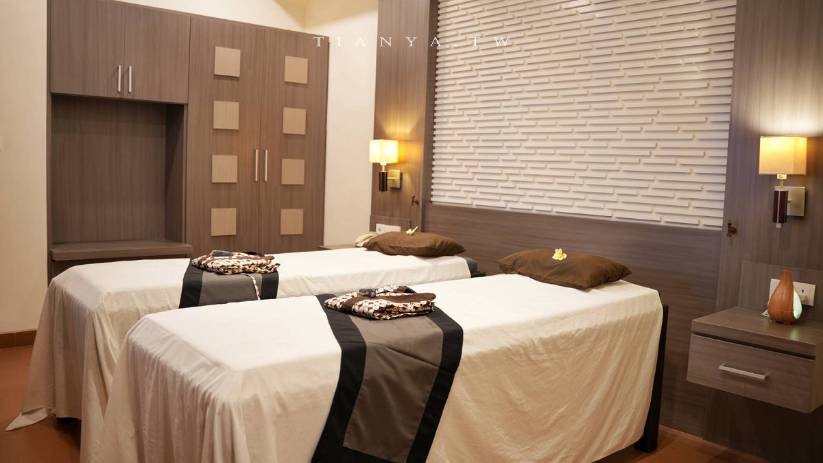 【Luxotic Private Villa & Resort】峇里島私人泳池 Villa 推薦，一泊二食、漂浮早餐、SPA完整開箱