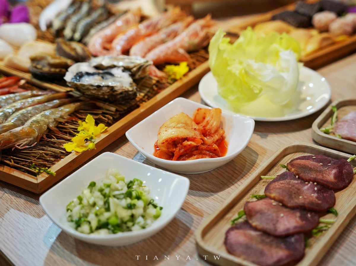 【燒肉道】全台首創軌道送餐吃到飽，789元起頂級海陸火烤兩吃大滿足，和牛、海鮮無限量供應