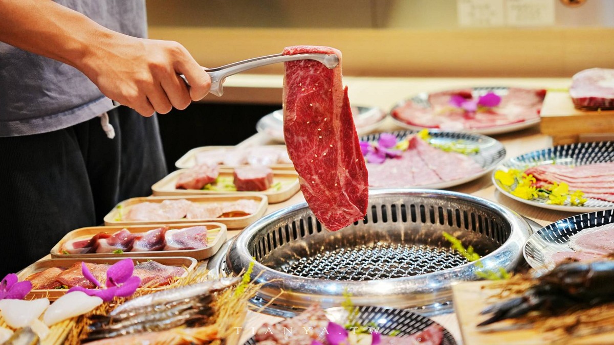 【燒肉道】全台首創軌道送餐吃到飽，789元起頂級海陸火烤兩吃大滿足，和牛、海鮮無限量供應