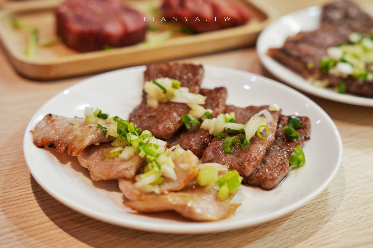 【燒肉道】全台首創軌道送餐吃到飽，789元起頂級海陸火烤兩吃大滿足，和牛、海鮮無限量供應