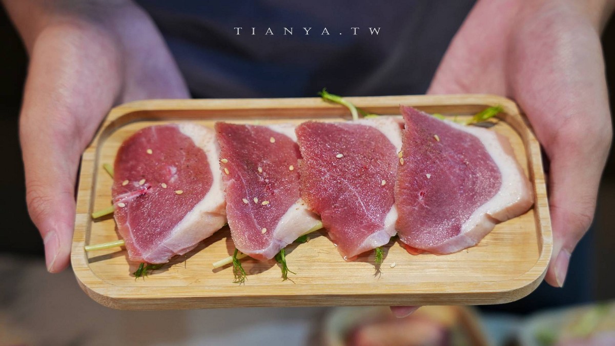 【燒肉道】全台首創軌道送餐吃到飽，789元起頂級海陸火烤兩吃大滿足，和牛、海鮮無限量供應