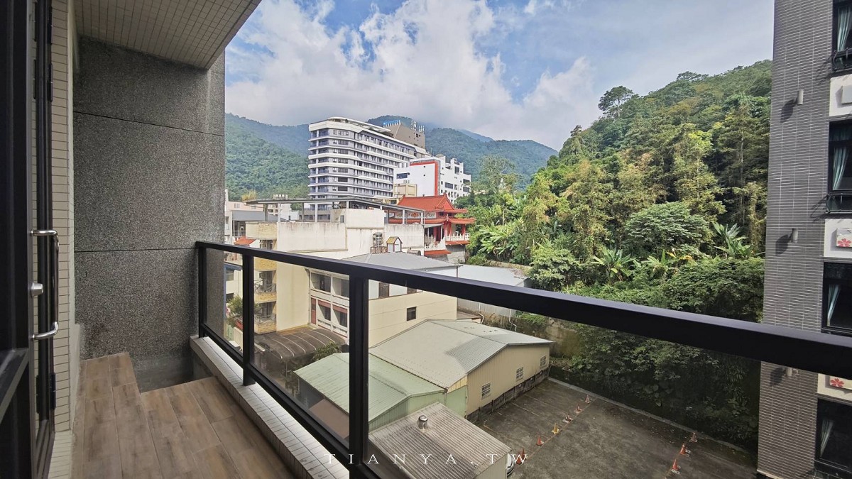 【泰湖樓溫泉酒店】日月潭伊達邵碼頭住宿推薦,泡美人湯、逛老街一次滿足,早餐享米其林綠星陽明春天蔬食料理 【泰湖樓溫泉酒店】日月潭伊達邵碼頭住宿推薦,泡美人湯、逛老街一次滿足,早餐享米其林綠星陽明春天蔬食料理
