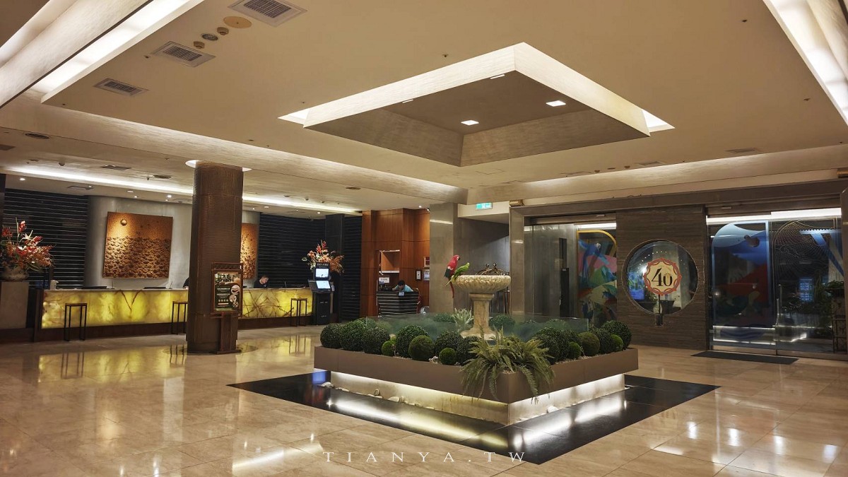 【墾丁凱撒大飯店】池畔花園客房、親子設施、交通接駁、自助早餐晚餐完全攻略