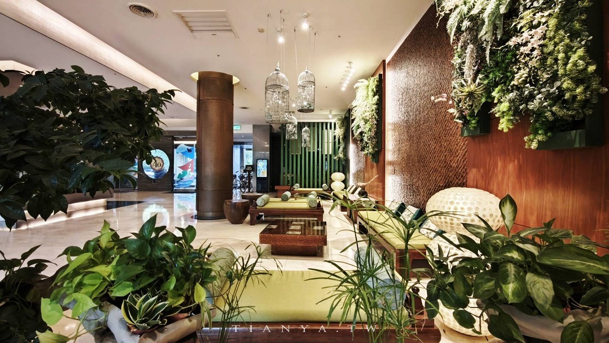 【墾丁凱撒大飯店】池畔花園客房、親子設施、交通接駁、自助早餐晚餐完全攻略