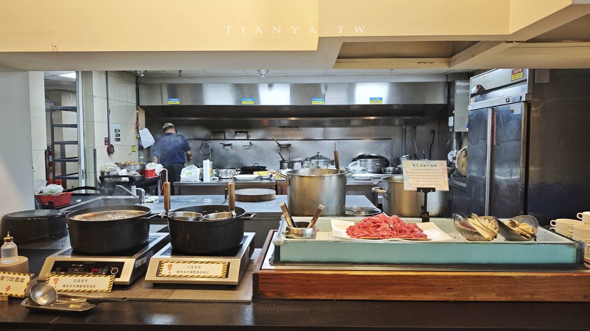 【墾丁凱撒大飯店】池畔花園客房、親子設施、交通接駁、自助早餐晚餐完全攻略