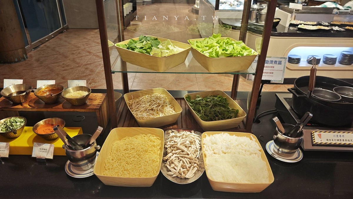 【墾丁凱撒大飯店】池畔花園客房、親子設施、交通接駁、自助早餐晚餐完全攻略