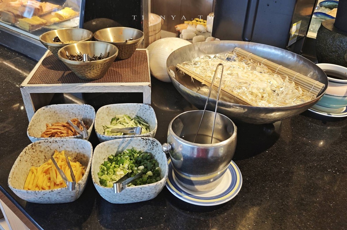 【墾丁凱撒大飯店】池畔花園客房、親子設施、交通接駁、自助早餐晚餐完全攻略